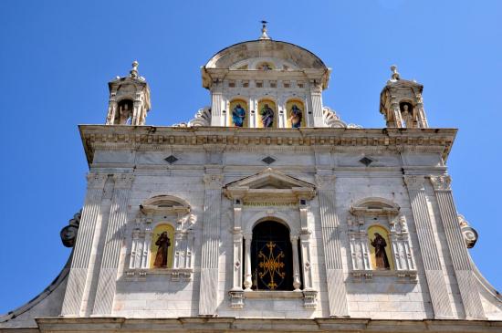 Façade de la basilique du Sacro Monte à Varallo - Piémont (VC)