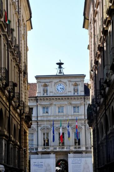 Rue au centre ville de Turin - Piémont (TO)