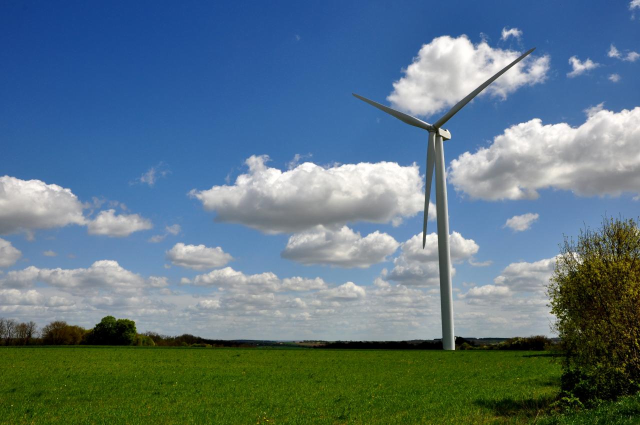 Eoliennes à Saint Amant de Boixe - Charente - Avril 2013