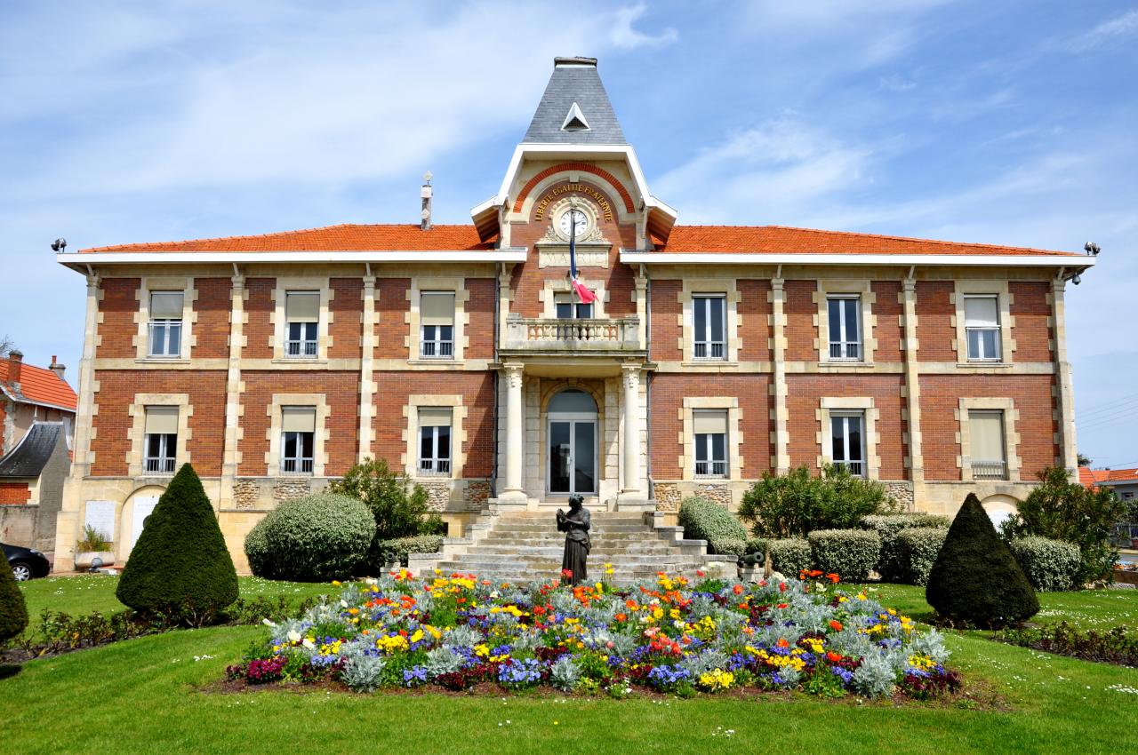 Mairie de Soulac Sur Mer - Gironde - Avril 2013