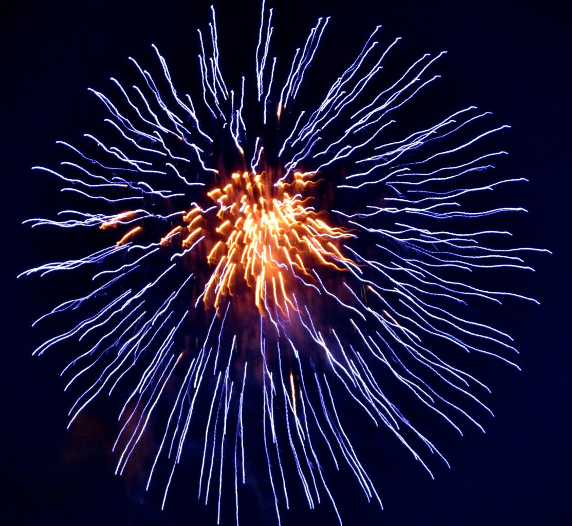 Feux d'artifice à Annecy - Haute-Savoie - Juillet 2016